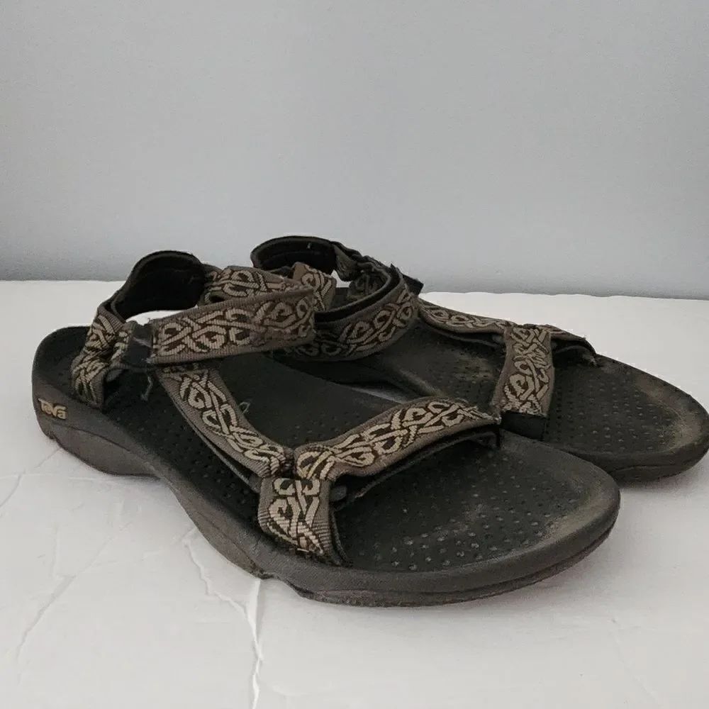 Teva men's size 10 sandal